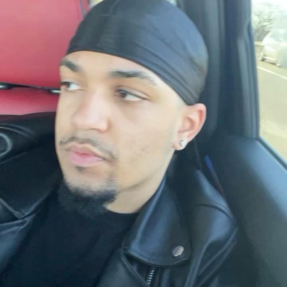 Meet your Posher, Jose